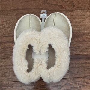 New Big Kids Piper Faux Fur Cuff Scuff Slippers - Cat & Jack™ Gold Kids Size 13